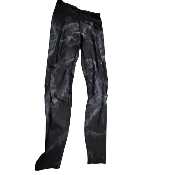 EUC Sweaty Betty leggings gray black design w ventilation knees sz S activewear - Picture 2 of 10